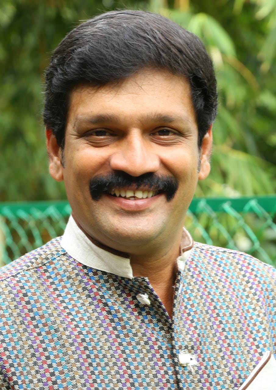 Ev Ganeshbabu